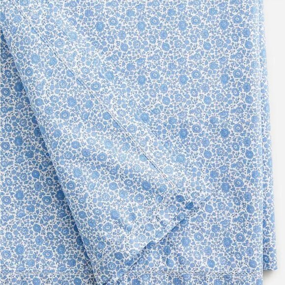 NWT J. Crew Liberty Limited Edition Tablecloth - Blue - Picture 2 of 4